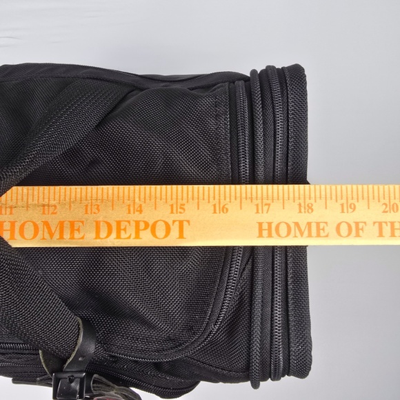 TUMI Alpha Weekend Bag Carry-On Duffle Black Ballistic Nylon 18"x 7"x 11" 221D3 - Picture 13 of 14